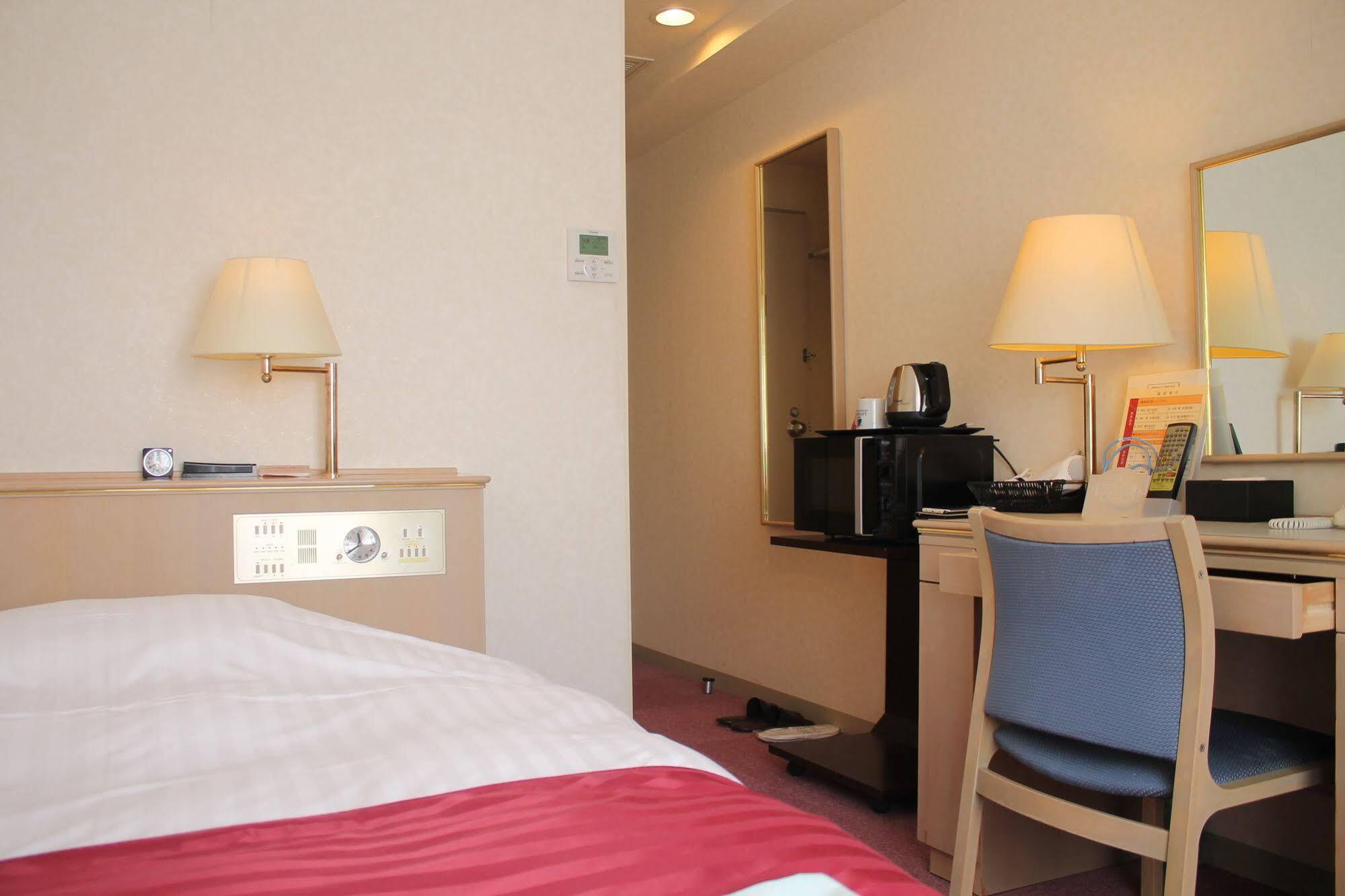 Hotel Livemax Budget Kagoşima Dış mekan fotoğraf